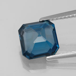 2.89캐럿 천연 런던 블루 토파즈, 에메랄드 컷, 8×8 mm, VVS-VS