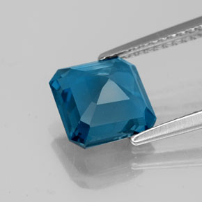 2.67캐럿 천연 런던 블루 토파즈, 에메랄드 컷, 7.9×7.8 mm, VS