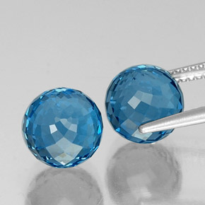 11.06캐럿 천연 스위스 블루 토파즈, 구형 / 볼, 8.56 mm, VVS-VS