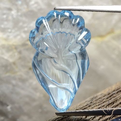 10.88ct 자연스러운 하늘색 황옥, 팬시한, 투명한