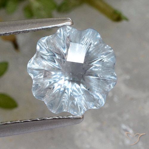 1.90ct 자연스러운 하늘색 황옥, 플라워 컷, 투명한
