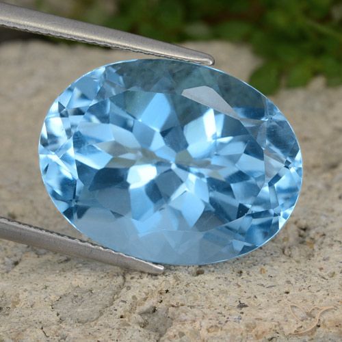 22.32ct 자연스러운 스위스 블루 황옥, 타원형, VVS-VS