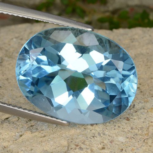 21.34ct 자연스러운 스위스 블루 황옥, 타원형, VVS