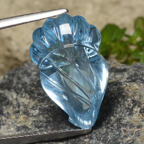 11.80ct 자연스러운 스위스 블루 황옥, 팬시한, 투명한