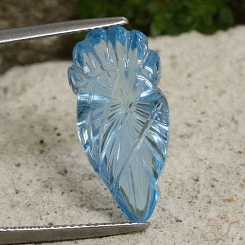 12.30ct 자연스러운 하늘색 황옥, 팬시한, 투명한