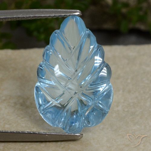 10.53ct 자연스러운 하늘색 황옥, 플라워 컷, 투명한