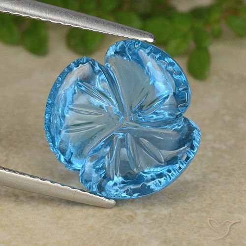 9.51ct 자연스러운 스위스 블루 황옥, 플라워 컷, 투명한
