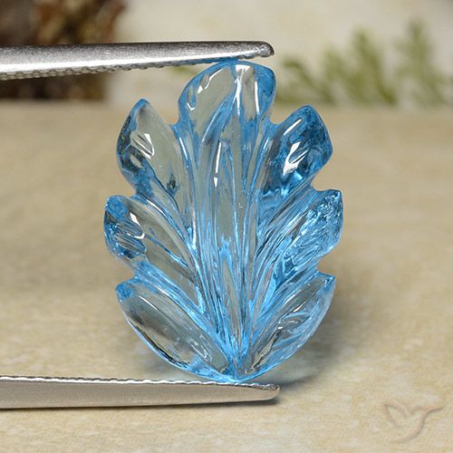 10.13ct 자연스러운 스위스 블루 황옥, 플라워 컷, 투명한