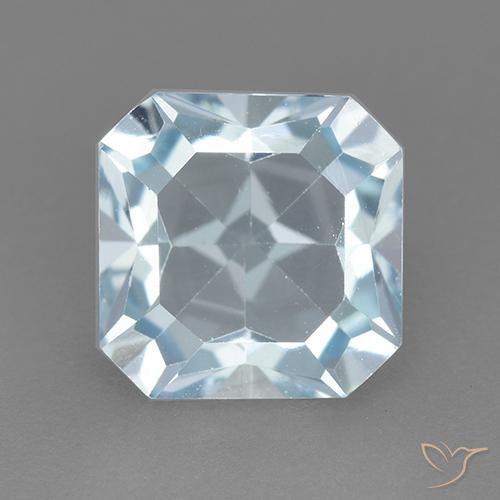 2.89ct 자연스러운 하늘색 황옥, 에메랄드 컷, VVS