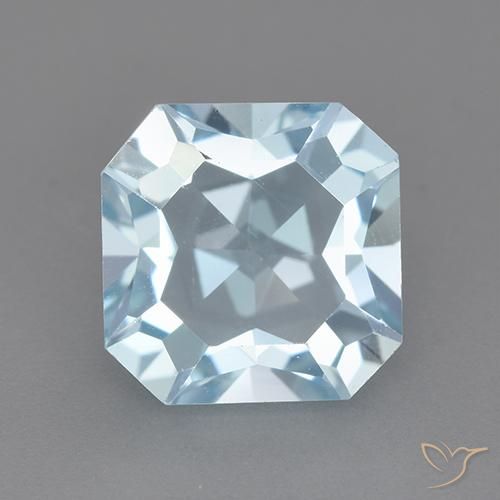4.03ct 자연스러운 하늘색 황옥, 에메랄드 컷, VVS