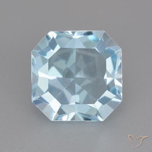 4.13ct 자연스러운 하늘색 황옥, 에메랄드 컷, VVS