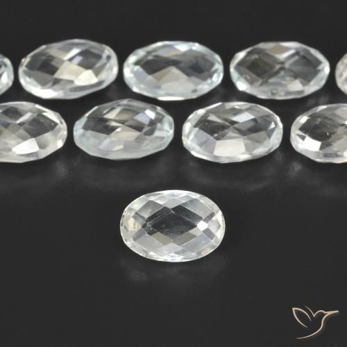 0.68ct 자연스러운 따뜻한 화이트 황옥, 타원형, VVS