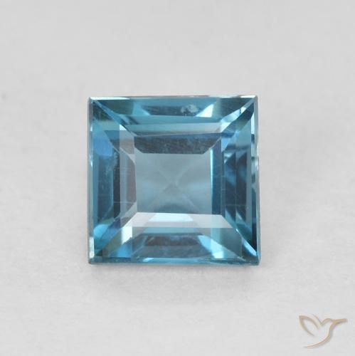 0.61ct 자연스러운 런던 블루 황옥, 정사각형, VVS