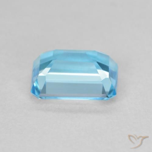 1.99캐럿 천연 스위스 블루 황옥, 옥타곤 / 에메랄드 컷, VVS