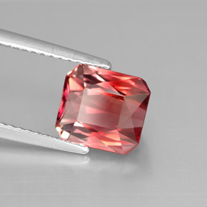 2.35캐럿 천연 멀티컬러 투르말린, 에메랄드 컷, 8.2×7.5 mm, VVS-VS