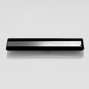 22.19캐럿 천연 검정색 투르말린, 에메랄드 컷, 40.8×9.8 mm, 불투명체