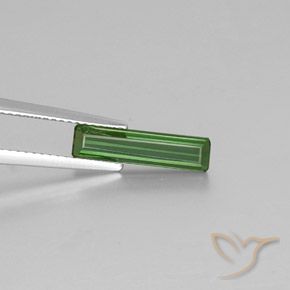1.36ct 자연스러운 미디엄 그린 전기석, 에메랄드 컷, VVS-VS