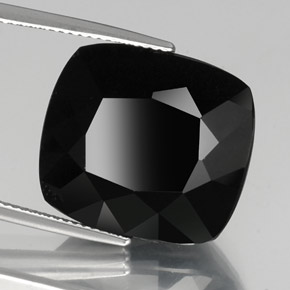 26.13캐럿 천연 검정색 투르말린, 쿠션 컷, 19.1×17.2 mm, 불투명체