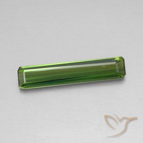 2.55ct 자연스러운 딥그린 전기석, 에메랄드 컷, VS-SI