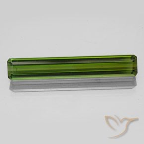 2.47ct 자연스러운 포레스트 그린 전기석, 에메랄드 컷, VS-SI