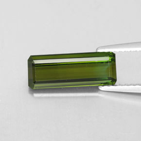 2.15캐럿 천연 미디엄 그린 투르말린, 에메랄드 컷, 13.1×5 mm, VVS