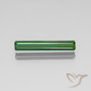 2.51ct 자연스러운 미디엄 그린 전기석, 에메랄드 컷, VVS