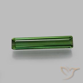 1.37ct 자연스러운 딥그린 전기석, 에메랄드 컷, VS