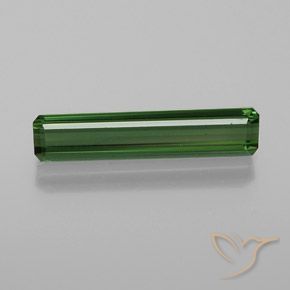 1.35ct 자연스러운 짙은 녹색 전기석, 에메랄드 컷, VVS-VS