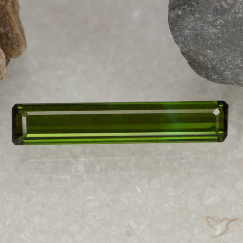 2.01ct 자연스러운 포레스트 그린 전기석, 에메랄드 컷, VVS-VS