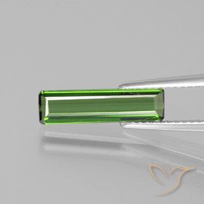 1.43ct 자연스러운 미디엄 그린 전기석, 에메랄드 컷, VS