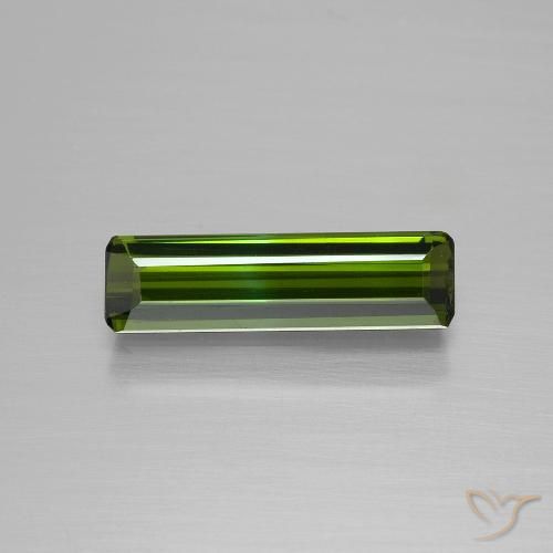 1.33ct 자연스러운 포레스트 그린 전기석, 에메랄드 컷, VVS