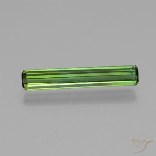 0.99ct 자연스러운 딥그린 전기석, 에메랄드 컷, VS