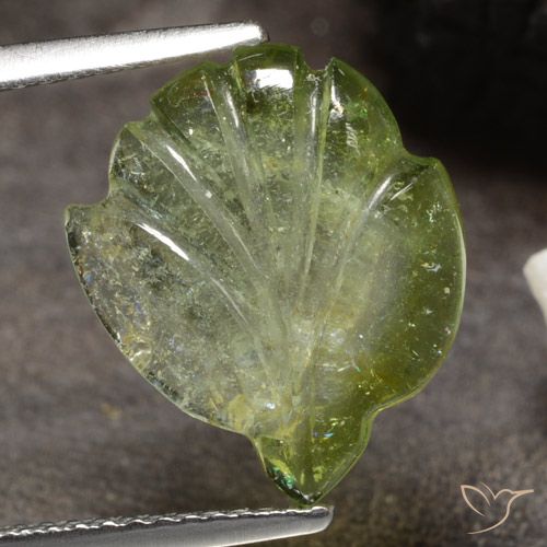 4.09ct 자연스러운 미디엄 그린 전기석, 팬시한, 투명한