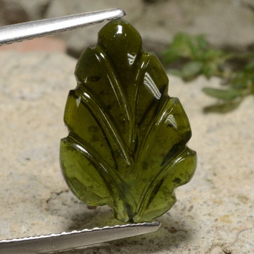 4.45ct 자연스러운 어스 그린 전기석, 플라워 컷, 투명한