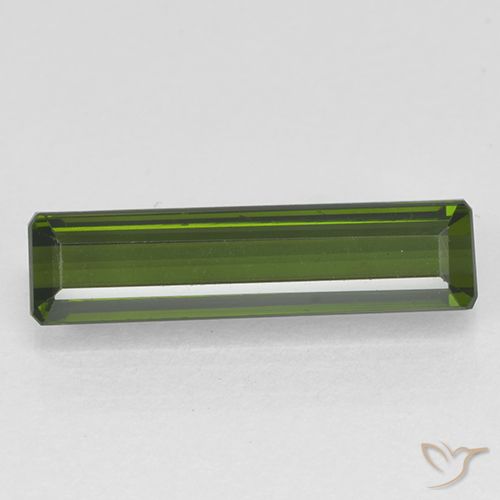 1.35ct 자연스러운 짙은 녹색 전기석, 에메랄드 컷, VVS