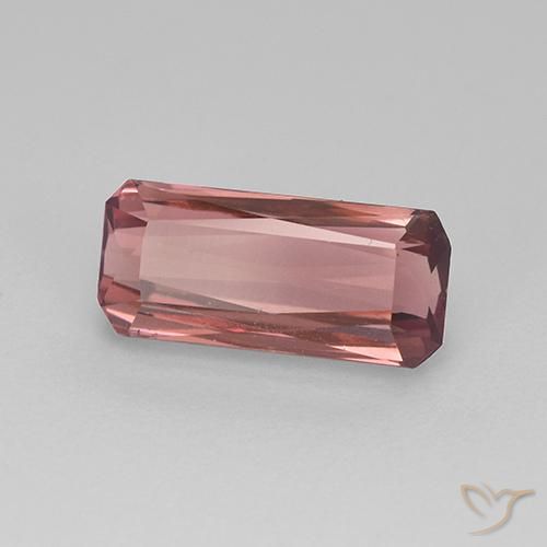 1.54ct 자연스러운 미디엄 핑크 전기석, 에메랄드 컷, VVS-VS
