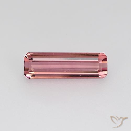 1.31ct 자연스러운 인텐스 핑크 전기석, 에메랄드 컷, VVS
