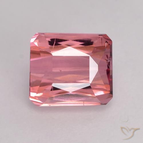 1.27ct 자연스러운 인텐스 핑크 전기석, 에메랄드 컷, VS