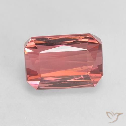 3.49ct 자연스러운 다크 핑크 전기석, 에메랄드 컷, VS
