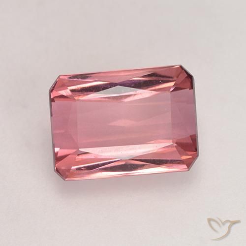 2.44ct 자연스러운 인텐스 핑크 전기석, 에메랄드 컷, VVS-VS