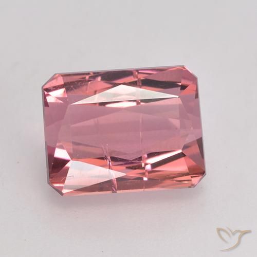 3.41ct 자연스러운 로얄 퍼플 전기석, 에메랄드 컷, SI