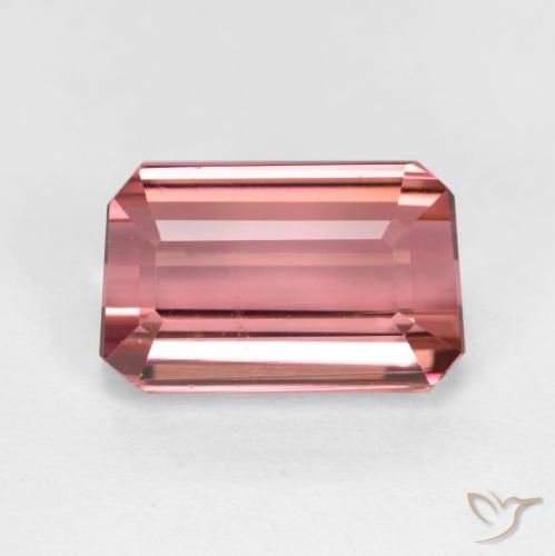 1.67ct 자연스러운 인텐스 핑크 전기석, 에메랄드 컷, VS
