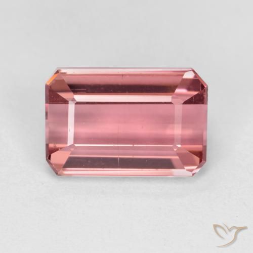 1.53ct 자연스러운 미디엄 핑크 전기석, 에메랄드 컷, VS-SI