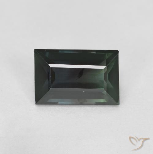 1.22ct 자연스러운 미디엄 그린 전기석, 바게트, VS