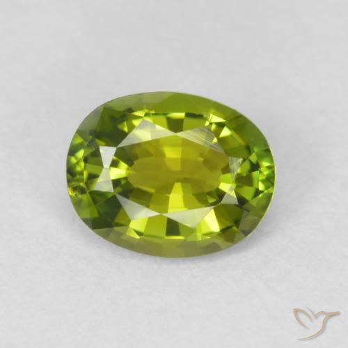 0.68ct 자연스러운 활기찬 녹색 전기석, 타원형, VVS