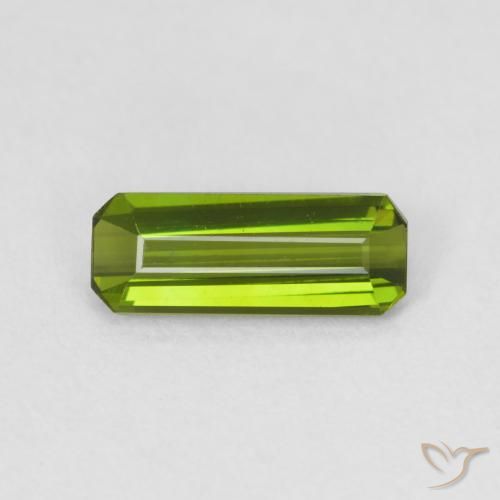 0.83ct 자연스러운 포레스트 그린 전기석, 에메랄드 컷, VVS-VS