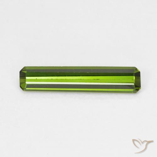 0.91ct 자연스러운 라이트 포레스트 그린 전기석, 에메랄드 컷, VVS-VS