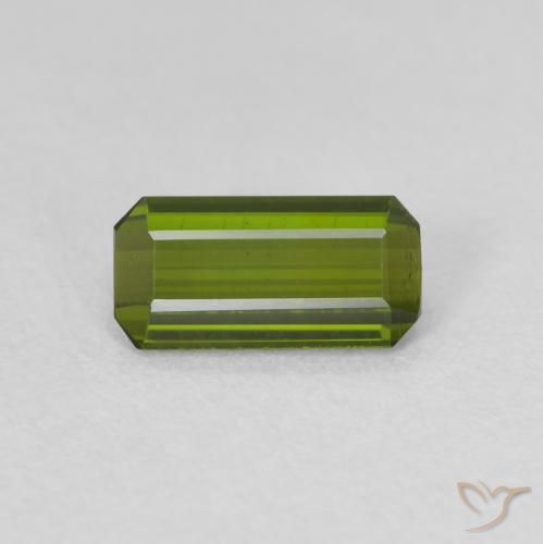 0.84ct 자연스러운 포레스트 그린 전기석, 에메랄드 컷, VS