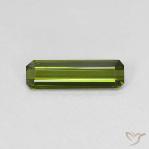 1.04ct 자연스러운 포레스트 그린 전기석, 에메랄드 컷, VS