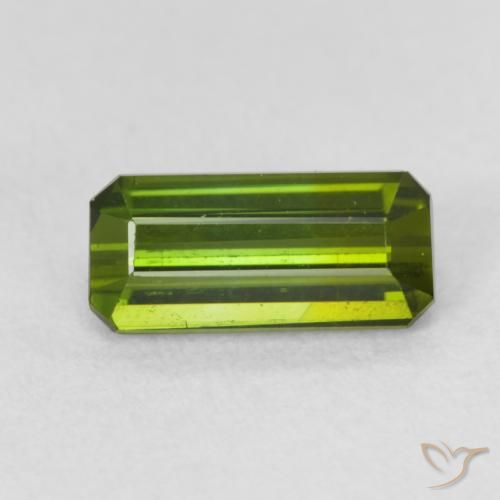 0.78ct 자연스러운 미디엄 그린 전기석, 에메랄드 컷, VVS-VS